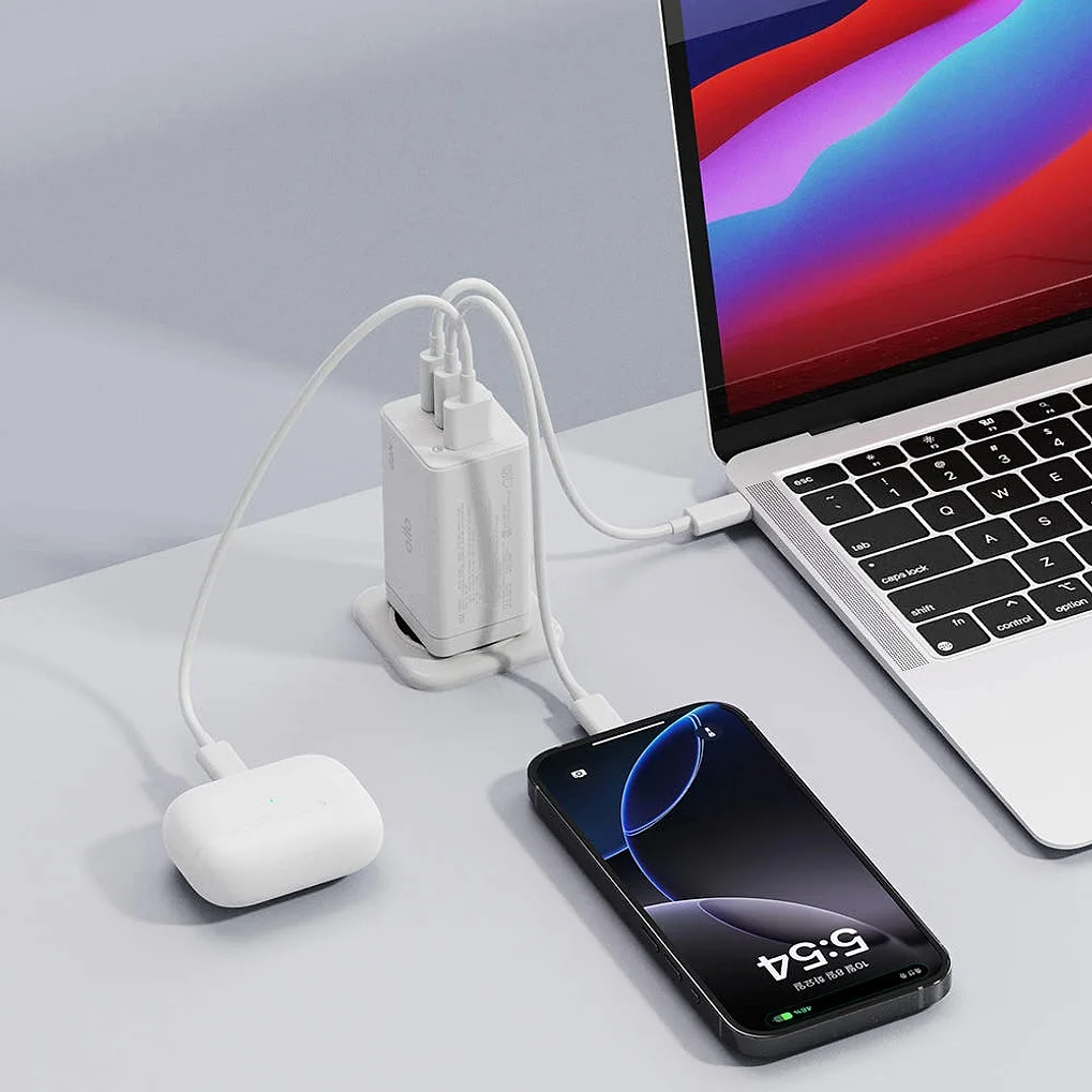 알로코리아 라이트 GaN 65W PD PPS QC 4.0 멀티 초고속 충전기 UC365G 상세 이미지 6